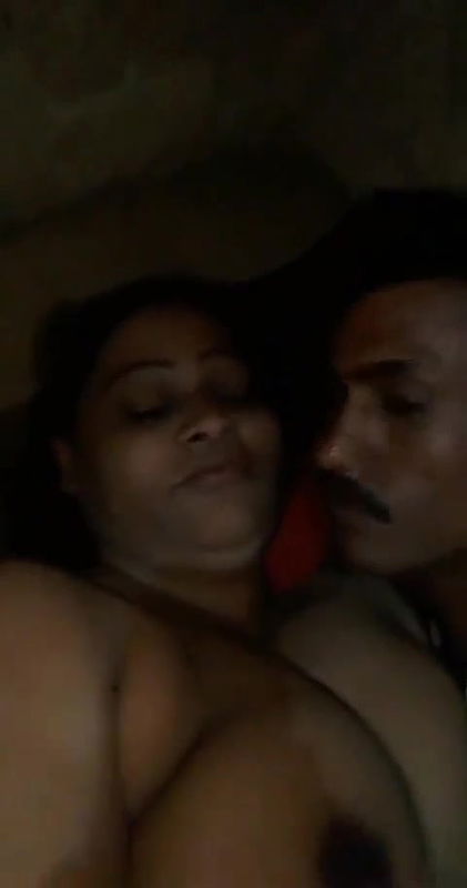 Tanker mature bhabhi