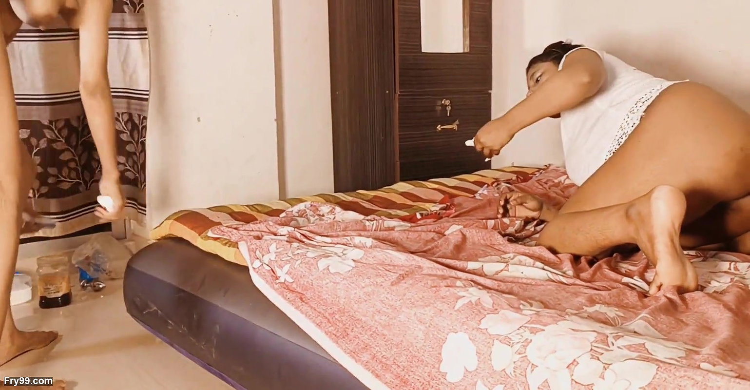 Uttaran20 – desi best friend needed some anal so she helped her out threesome sex