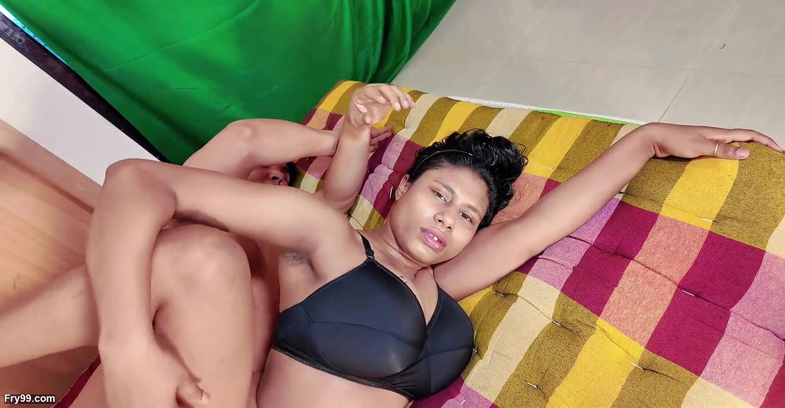 Uttaran20 – Horny couple filming amateur porn