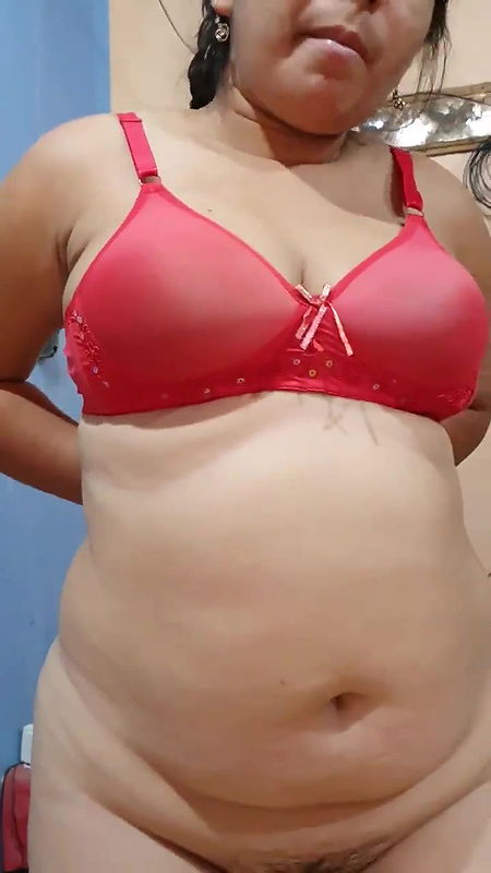 Married Bhabi Nude Captured By Hubby