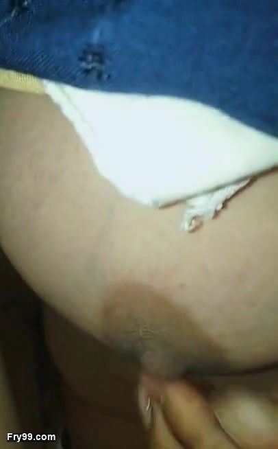 Delhi girl masturbates