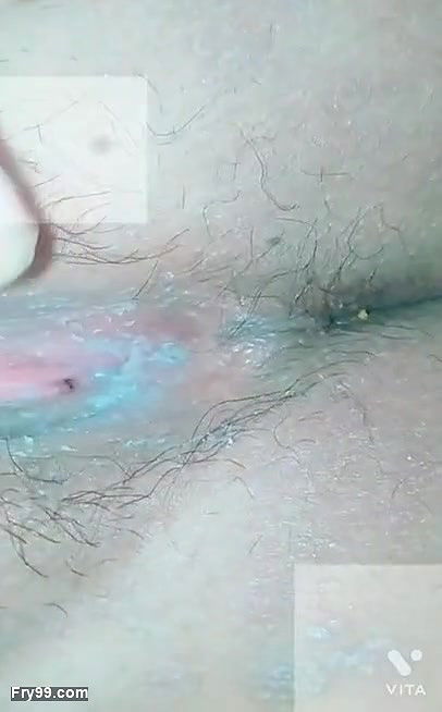 Boobs Showing and wet pussy masturbation