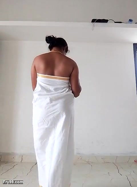 Tamil wife Swetha Kerala style dress nude self video recorder