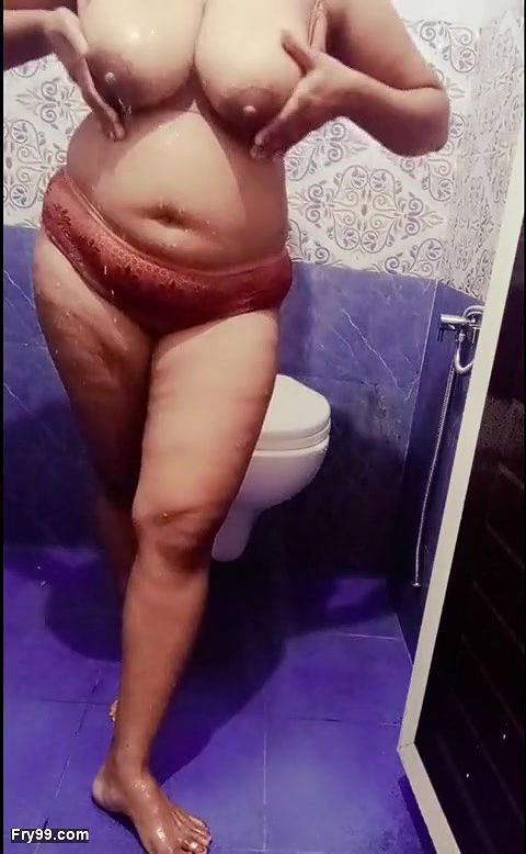 Indian Big Boobs Step Sister Arya in Bathroom