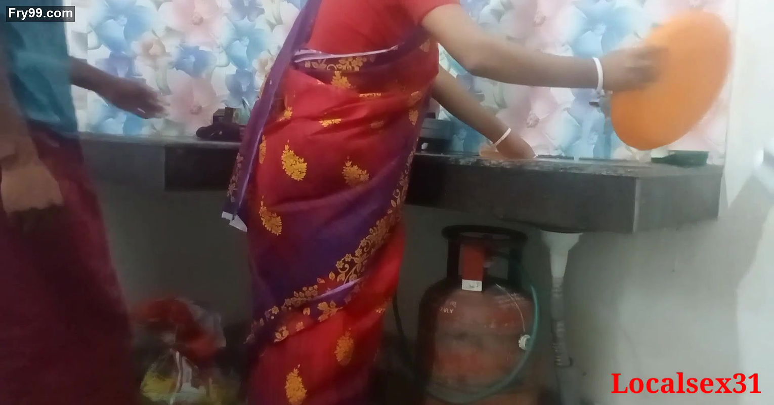 Desi Bengali desi Village Indian Bhabi Kitchen Sex In Red Saree