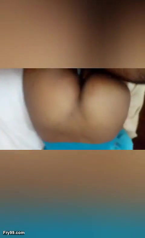Desi porn l cum on my stepsister channel’s face while she talks on her cell phone with her boyfriend