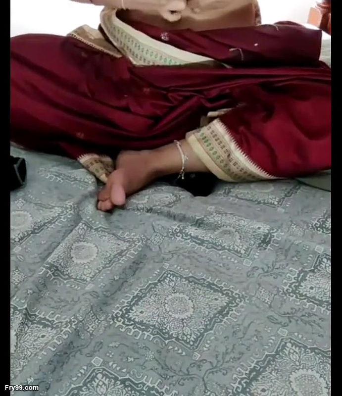 Telugu school teacher hot show boobs