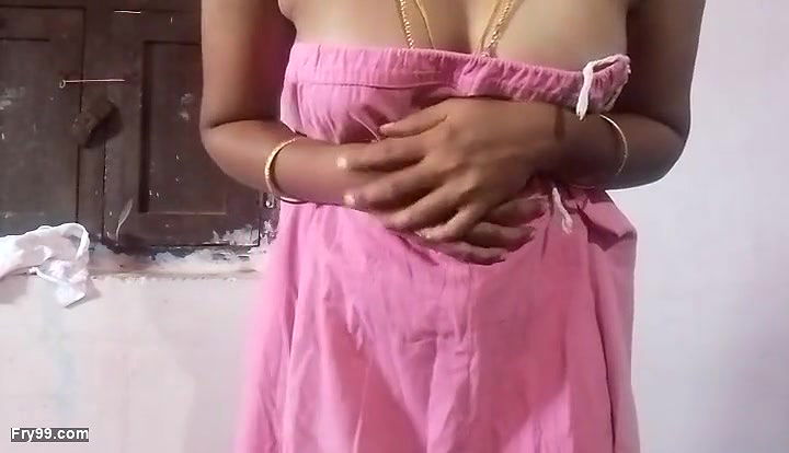 Tamil wife undresses