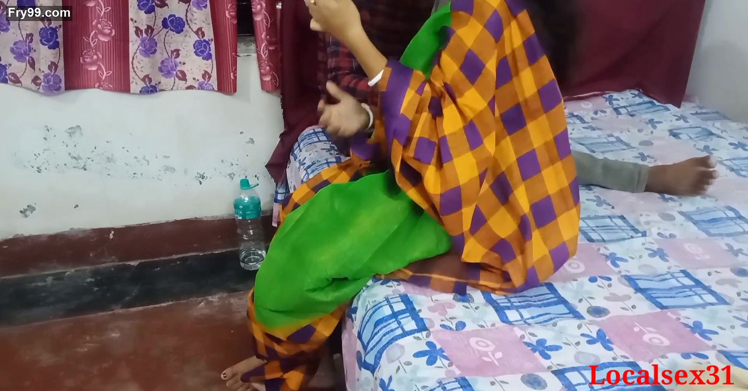Sonali Bhabi Sex In Green Saree