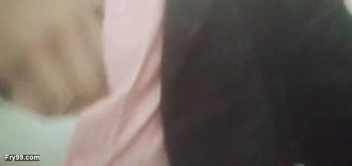 desi hot girl’s boobs fondled in office