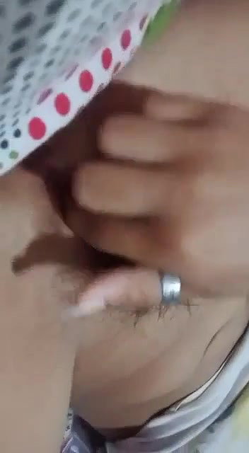 Assame Girl Showing And Fingering