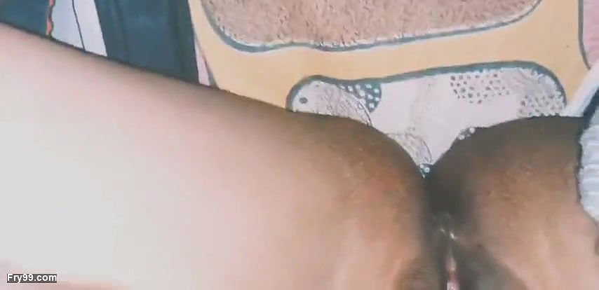 When my husband was not at home, he removed his pussy water from Devar