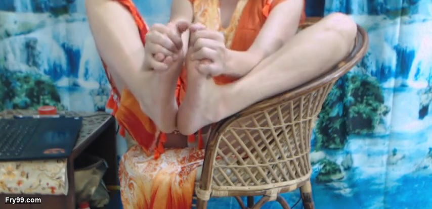 Flash Feets – 2040