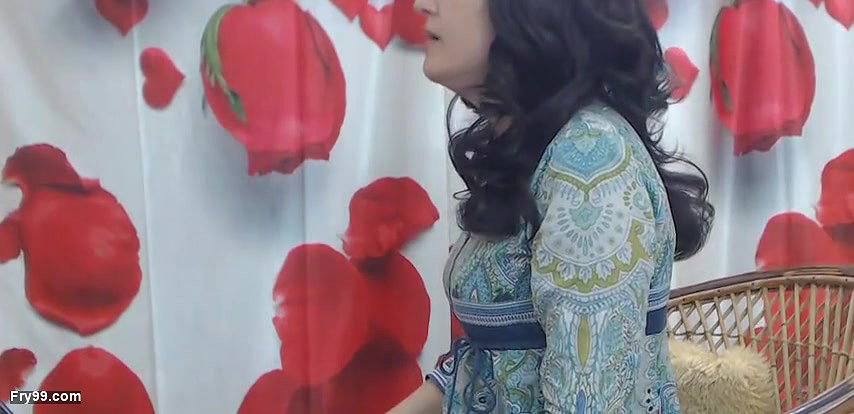 Dick ends up in the mouth with a rich blowjob