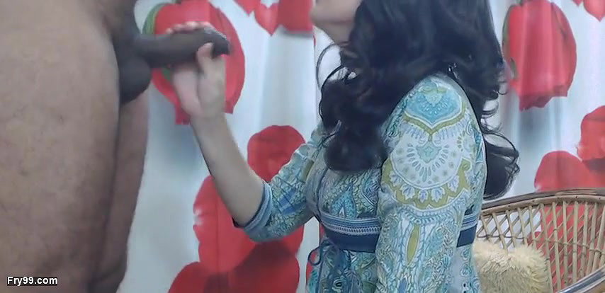 Dick ends up in the mouth with a rich blowjob