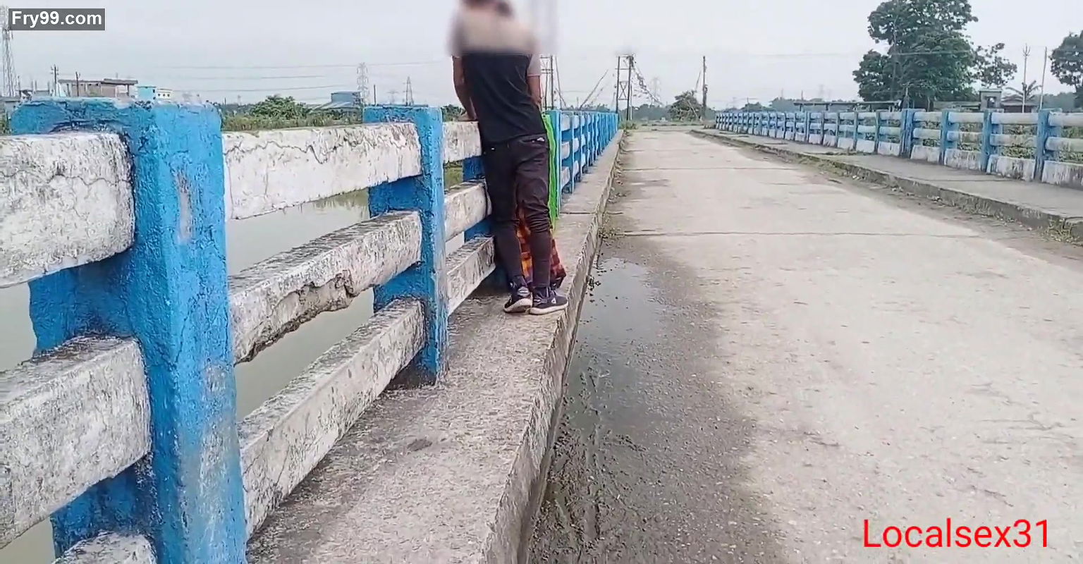 Green saree Indian Desi Village Bengali Mom Fuck