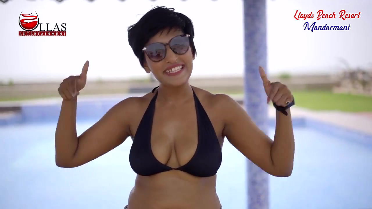Smita Sana in Bikini at Llyods Beach Resort – Mandarmani