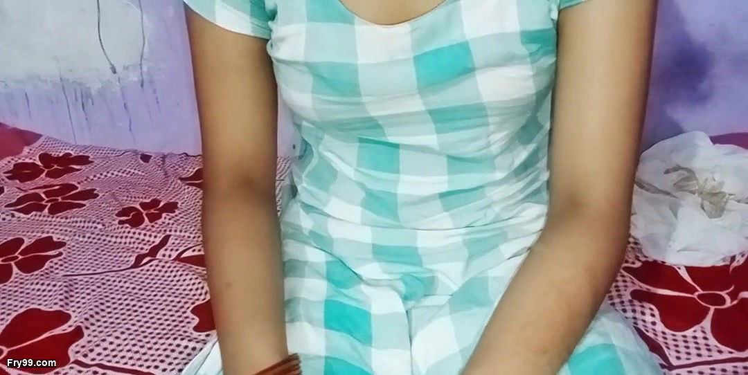 Hot Indian 20 Year Old Desi Bhabhi Fucked By Dever With Clear Hindi Audio