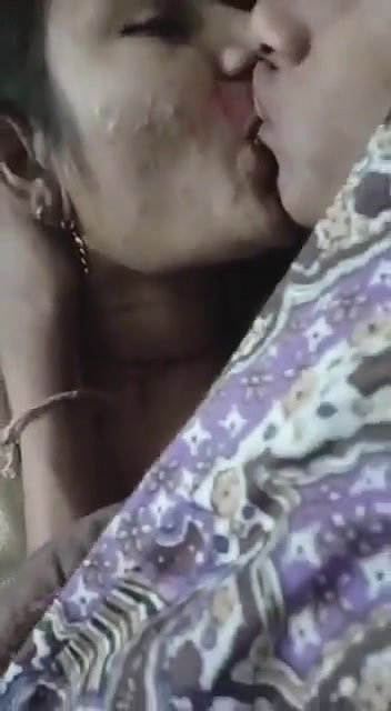 Sexy Cpl Romance and Blowjob