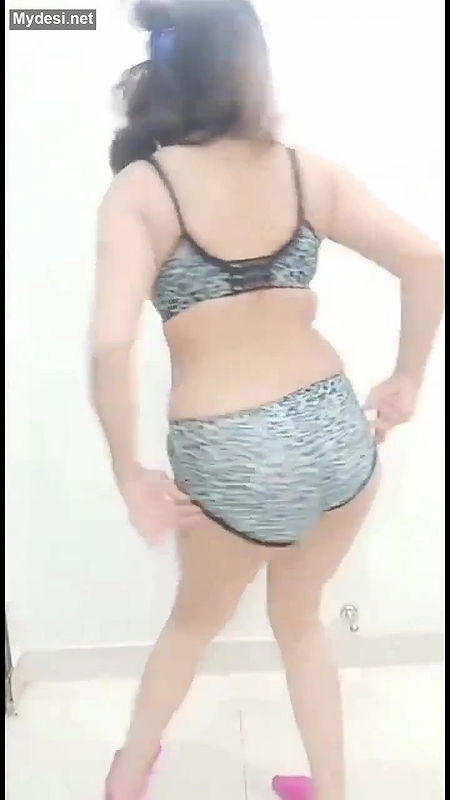 Sexy Bhai Strip Nude Dance