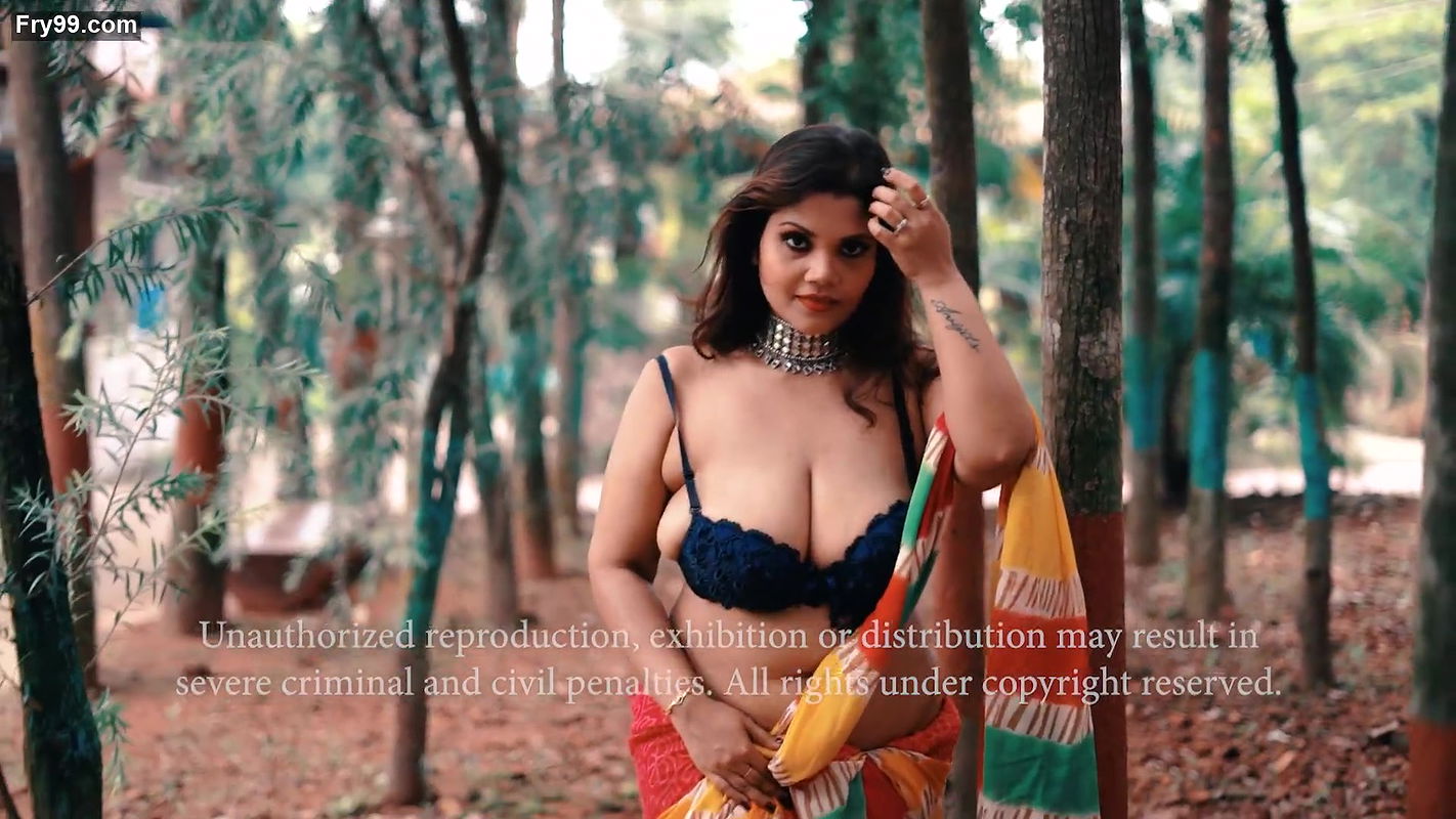 Big boobs model hot photoshot