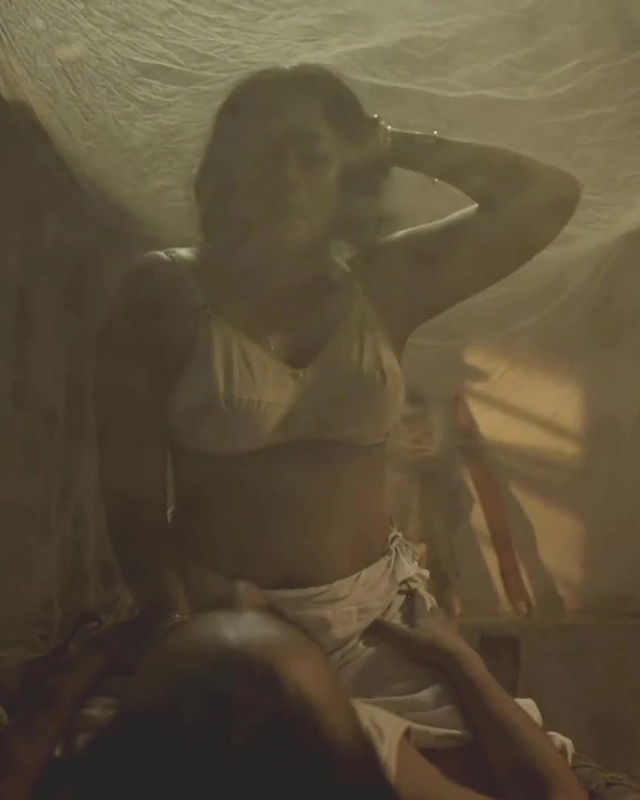 Satakshi Nandi Sex scene from hoichoi web series