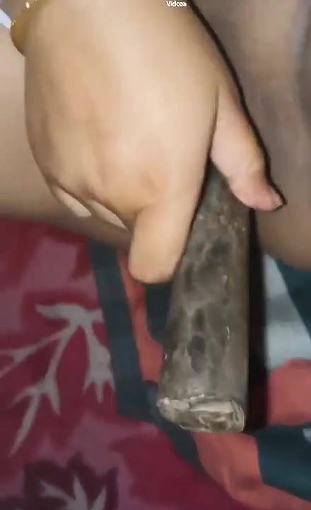 Sexy Bhabhi Masturbating And Fucked