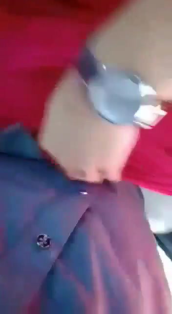 Desi cute bhabi nice pussy show and fucking on car