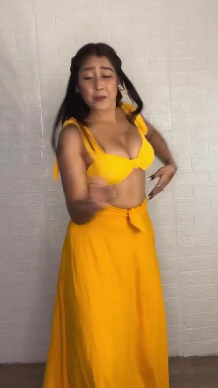 Sofia Ansari Sexy In Yellow Hot