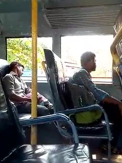 Another tarki guy masturbating in BUS while knowing side passanger girl recording
