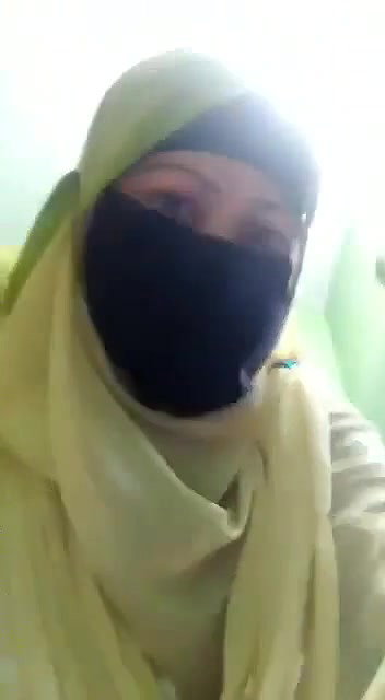 Village Bhabhi Shows Her Boobs and Pussy