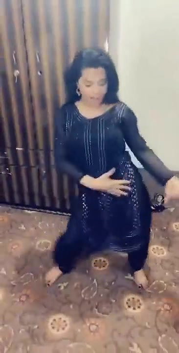 FAMOUS TIKTOKER NEHA MALIK