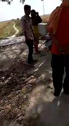 Desi lover caught outdoor