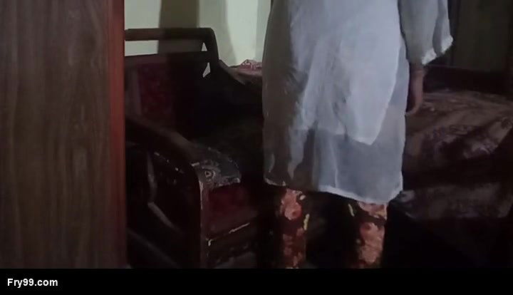 Zoya Khan sex in room S1 Episode 1