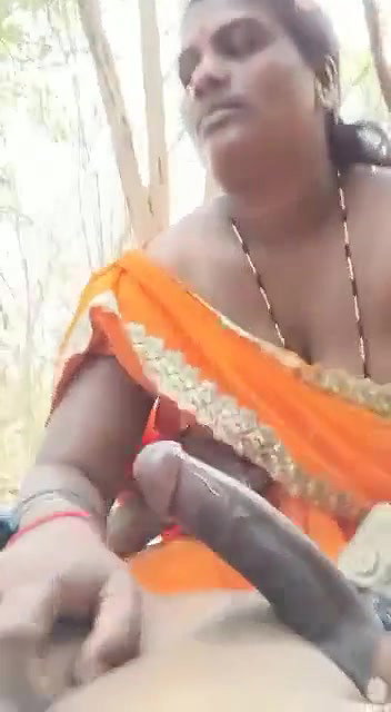 Malli aunt Giving Blowjob Outdoors