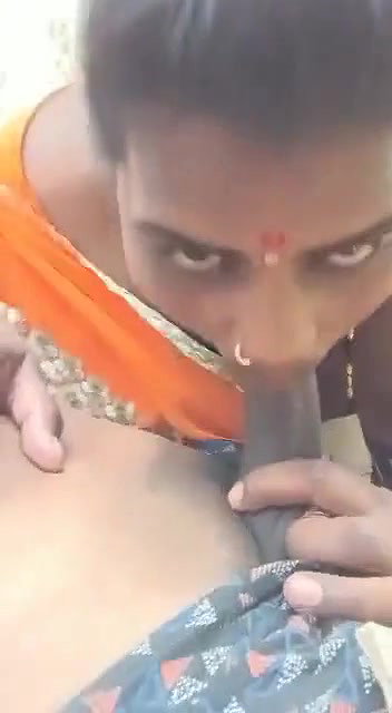 Malli aunt Giving Blowjob Outdoors