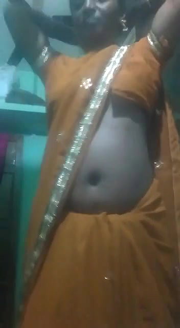 Village Bhabhi shows her boobs and pussy