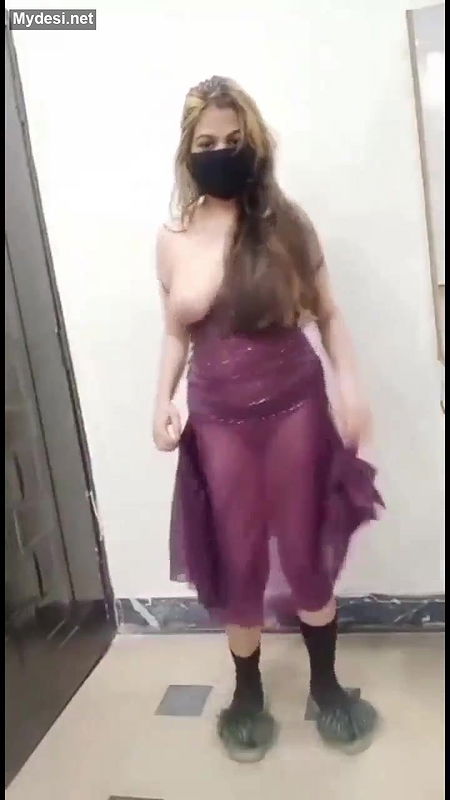 Sobia Strip Tease Nude Dance