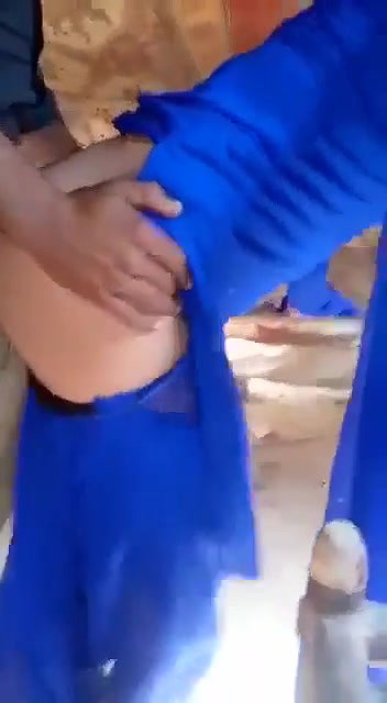 Pakistani Policeman Fucking shemale