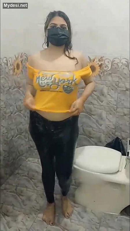 Tip Tip Barsa Pani Sobia Latest Strip Tease Dirty Talk Cam Girl