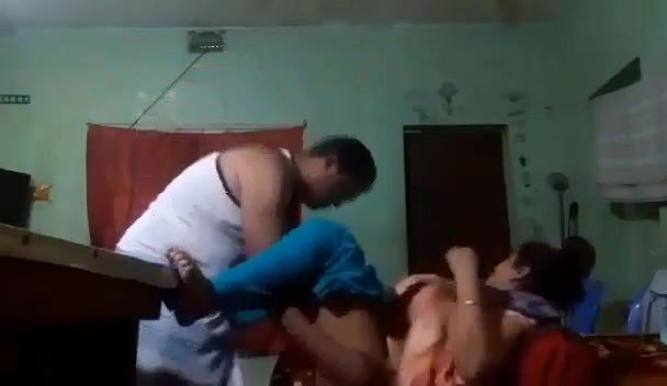Desi Hot Bhabhi Pussy Licking and Fucked