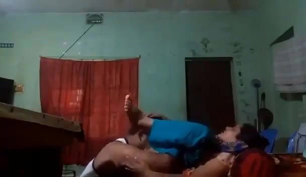 Desi Hot Bhabhi Pussy Licking and Fucked