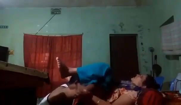 Desi Hot Bhabhi Pussy Licking and Fucked