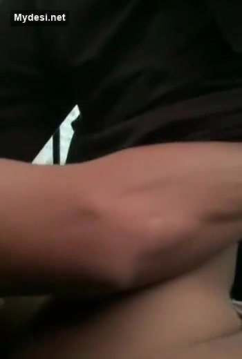 Desi sexy hijabi girl fucking quick on car