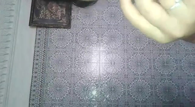 Bhabhi taking lipstick in ass