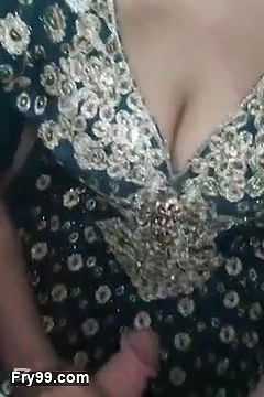 Pakistani new marrid girl ki chudai full hot