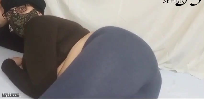 Pakistani Mature Women Single Mom Shear