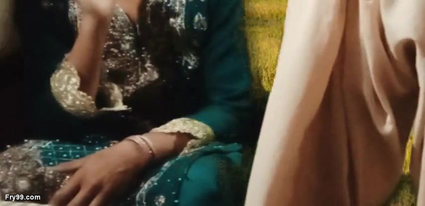 pakistani couple out door public sex in village fields S1 Episode 4