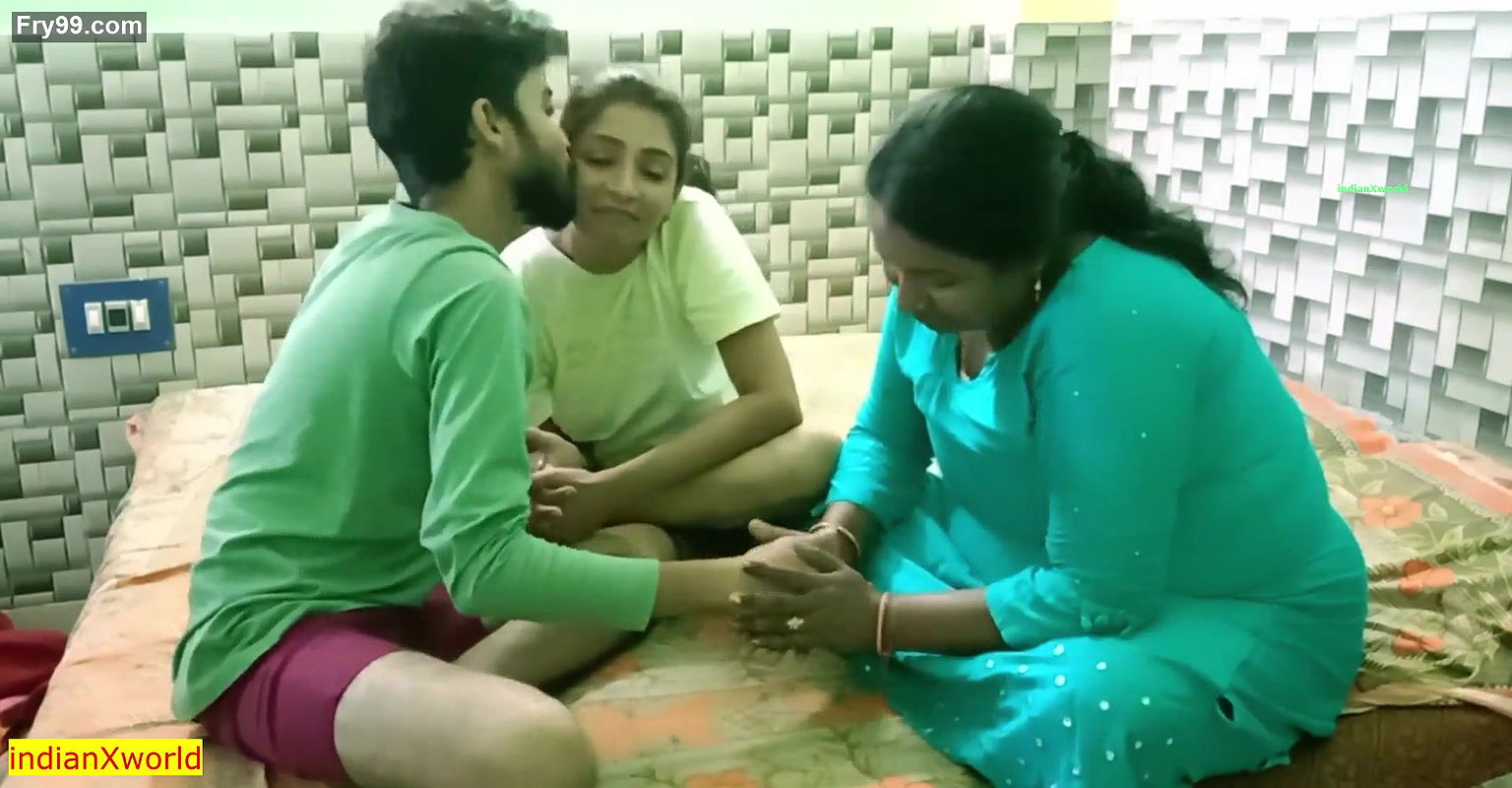 Beautiful Indian girl shared his boyfriend with bhabhi!! Hindi XXX hot sex