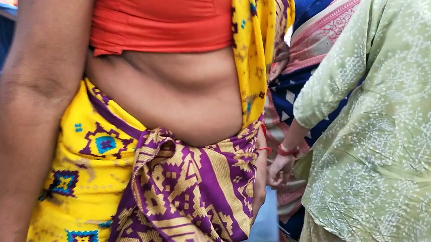 aunty sexy navel
